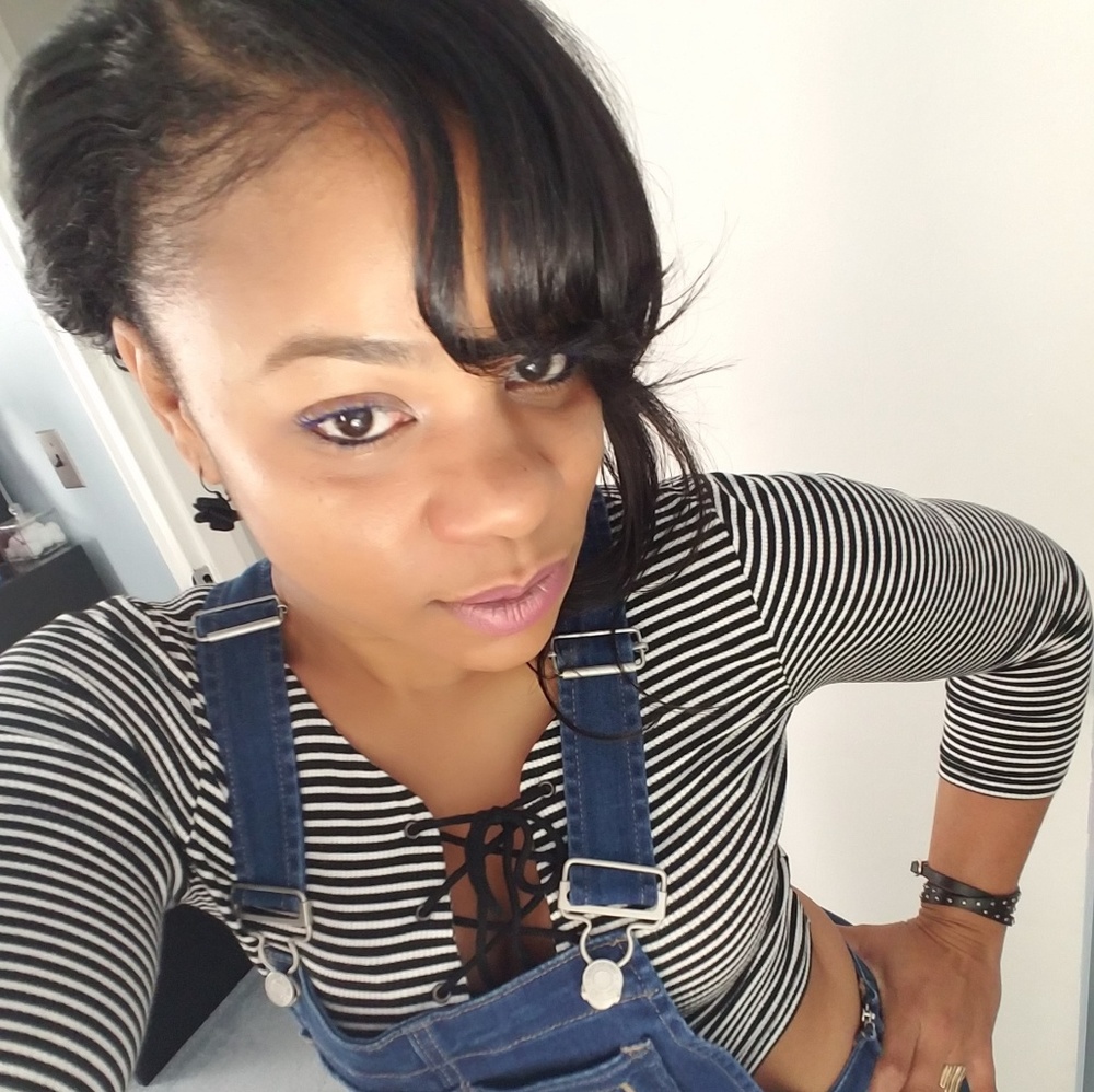 Meet your Posher, Jasmine